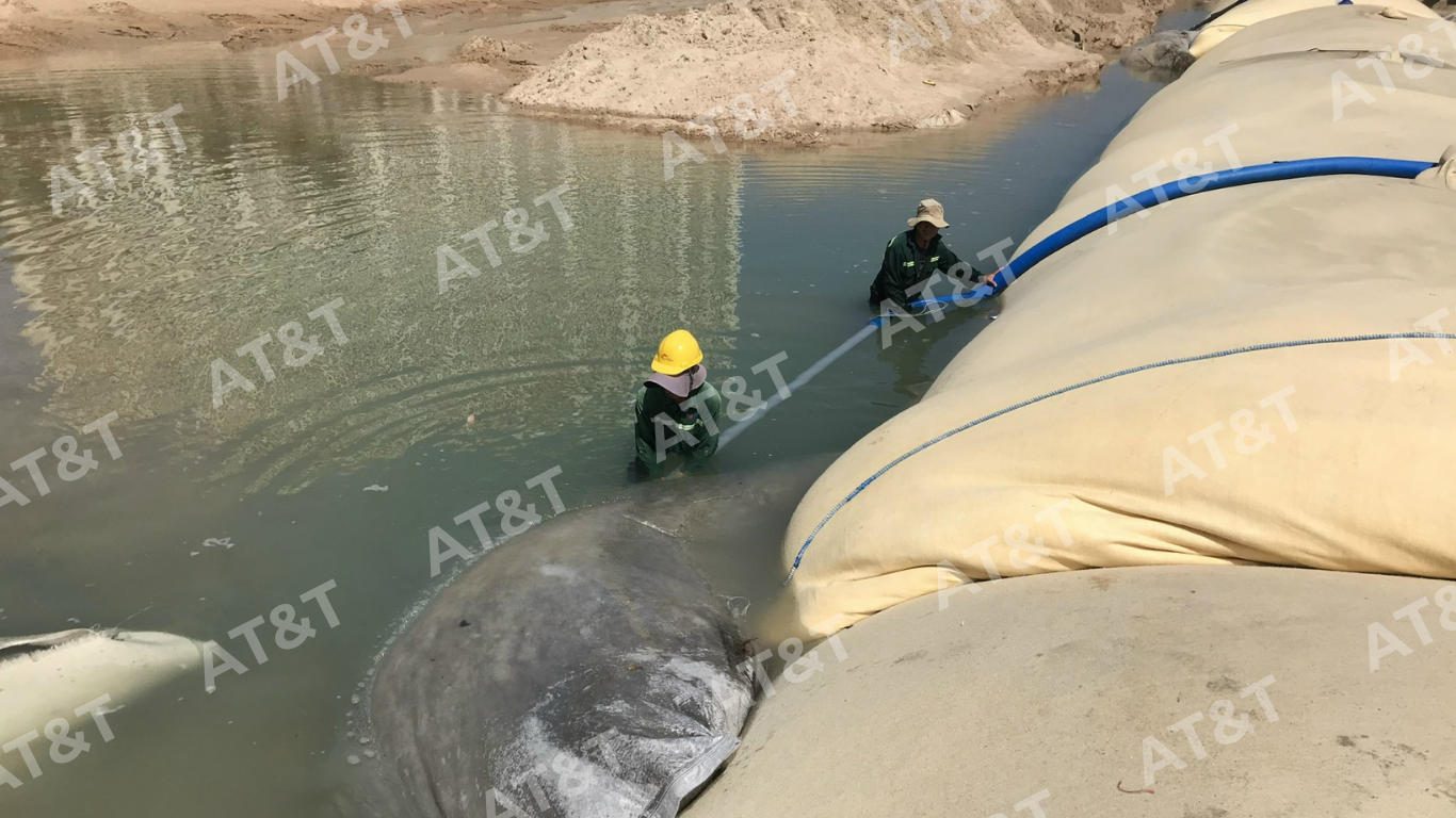 Cơ chế thoát nước và giữ cát đặc trưng của công nghệ Geotube