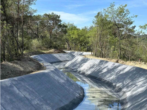 bê tông vải cuộn