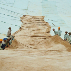 Màng sét chống thấm GCL Bentofix (3 lớp cấu tạo) - Ảnh 3