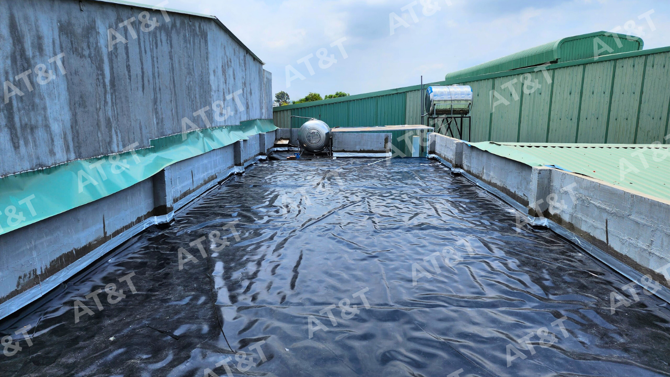 Lót bạt HDPE chống thấm sân thượng