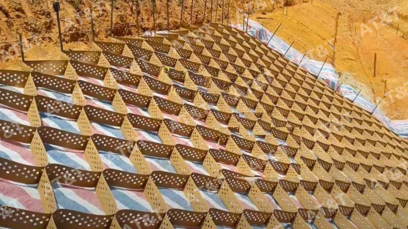 Ứng dụng vật liệu địa kỹ thuật Neoweb bảo vệ mái dốc