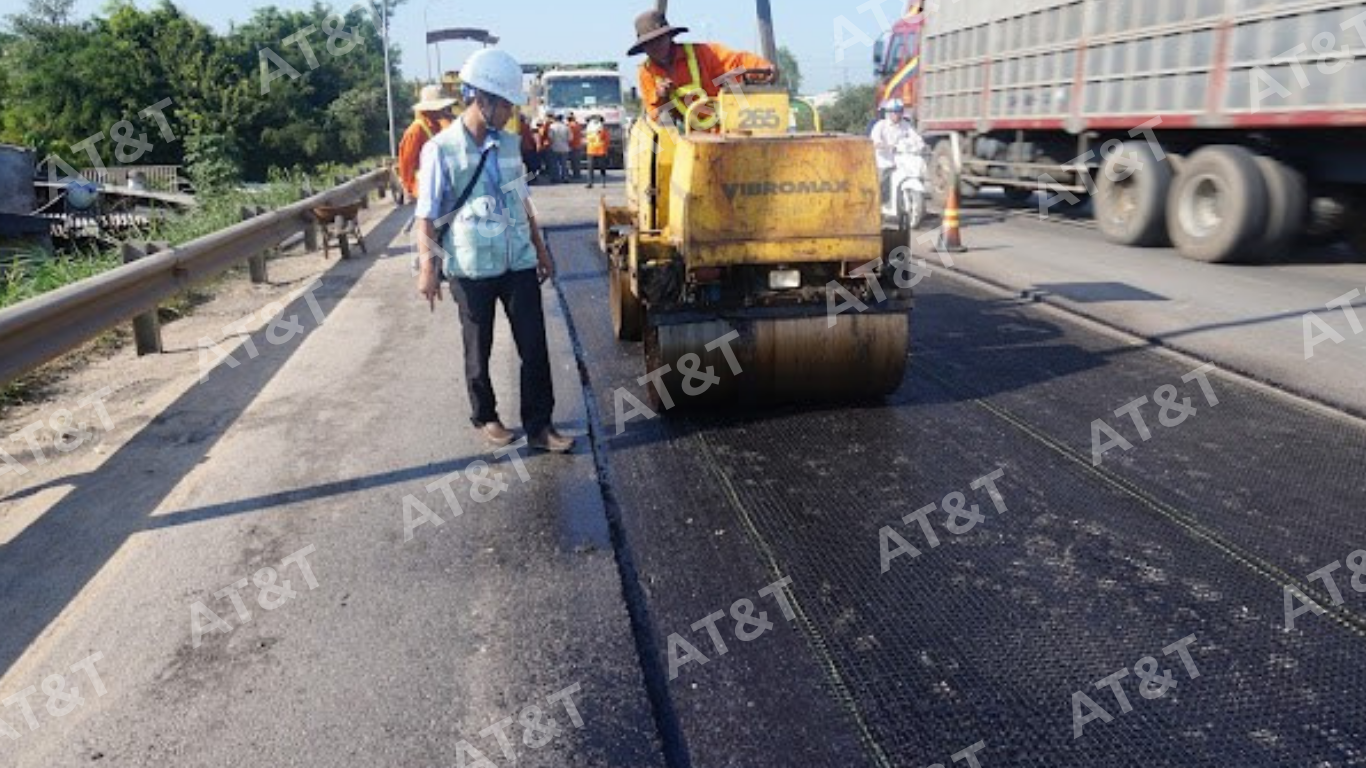 Thi công đúng kỹ thuật giúp lưới phát huy khả năng gia cường và hạn chế nứt phản ánh.