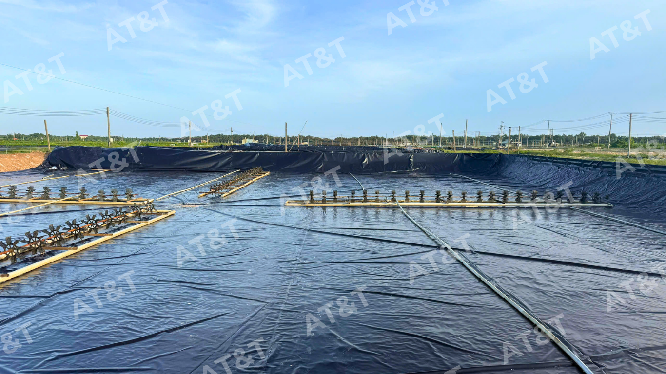 Bạt HDPE thuộc nhóm mỏng từ 0.3mm đến 0.5mm