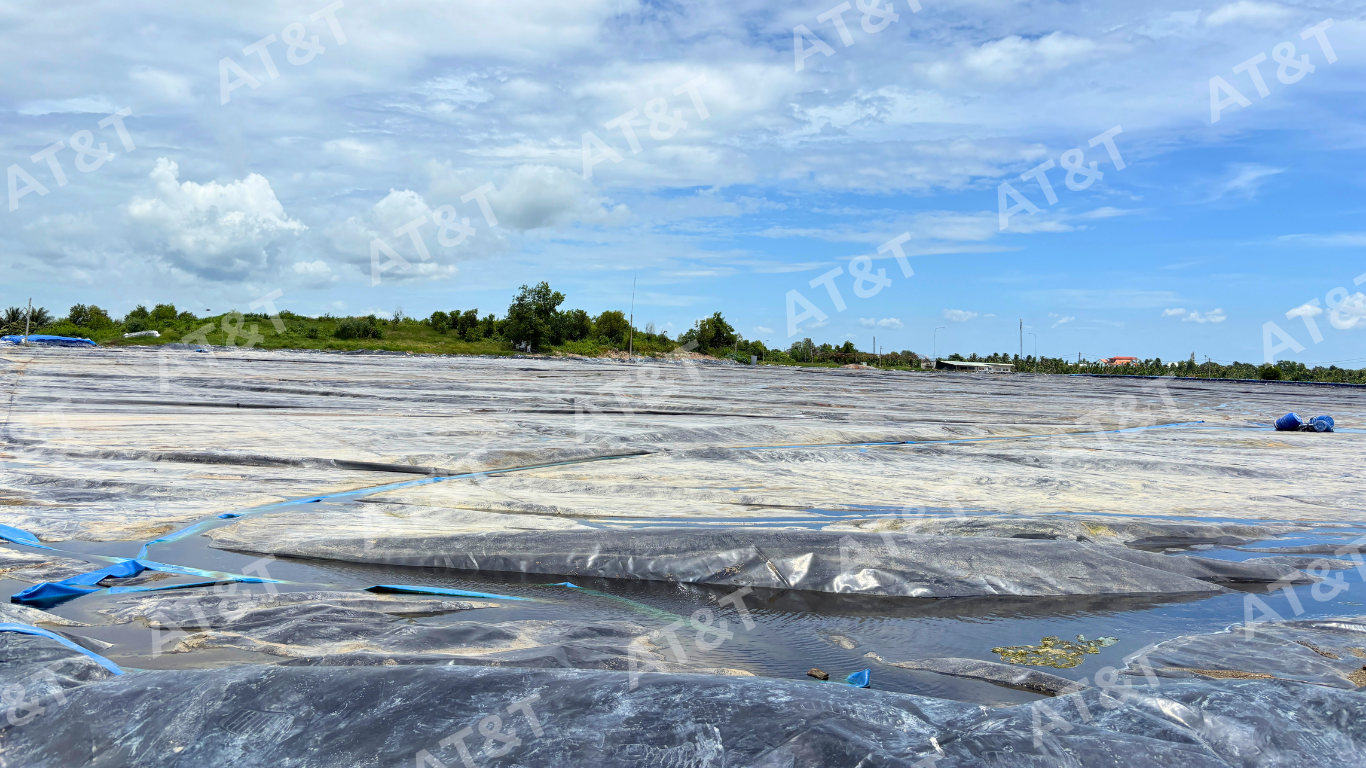 Bạt HDPE thuộc nhóm dày từ 1.5mm đến 2.0mm